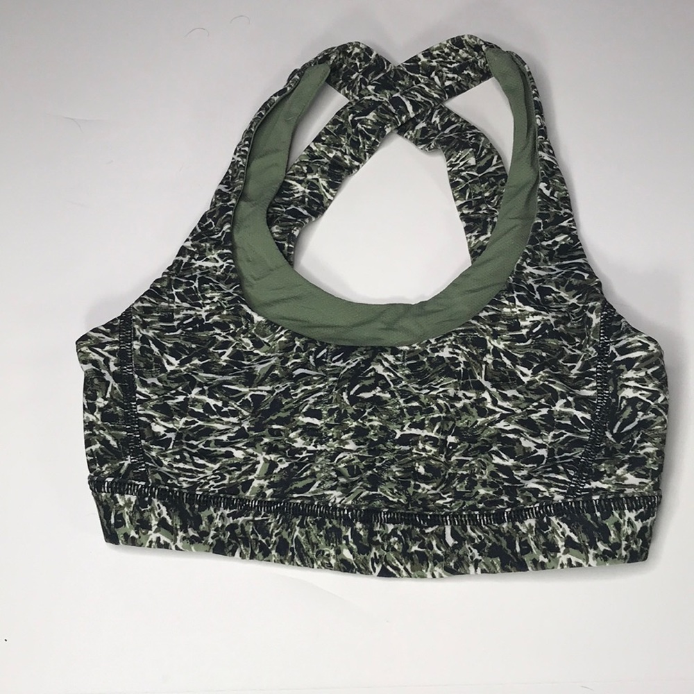 Lulu bra size 4